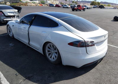 2020 Tesla Model S Long Range Dual Motor All-wheel Drive/long Range Plus Dual Motor All-wheel Drive, uszkodzenie: Prawy