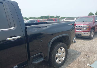 2021 Chevrolet Silverado 2500hd 4wd  Standard Bed Ltz, Left Side damage, Iaai lot 45593673, photo 11 of 15