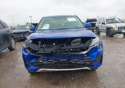 2021 Kia Seltos Lx, uszkodzenie: Przód, Iaai lot 45372579, zdjęcie 12 z 16