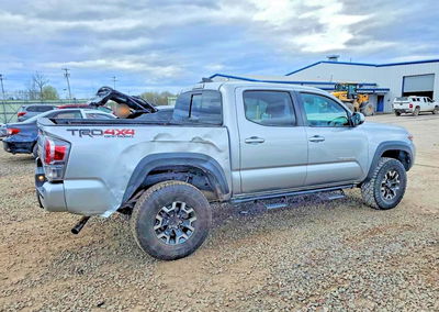 2022 Toyota Tacoma Double Cab, uszkodzenie: Bok, Copart lot 62431066, zdjęcie 3 z 13