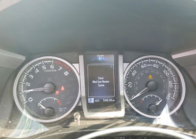 2023 Toyota Tacoma Limited, All Over damage, Copart lot 60778246, photo 9 of 14