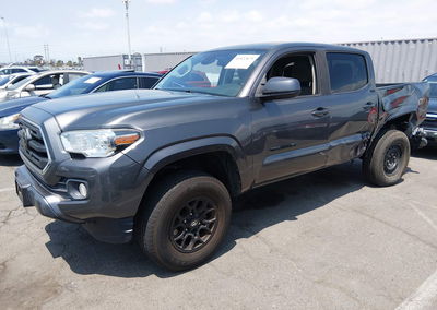2019 Toyota Tacoma Sr5, daño Trasero izquierdo, Iaai lote 45522875, foto 2 de 16
