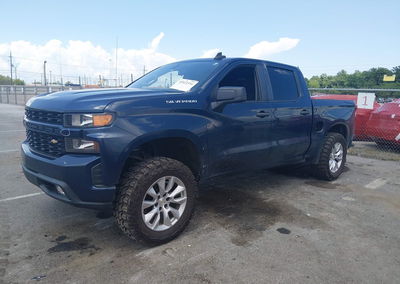 2021 Chevrolet Silverado 1500 2wd  Short Bed Custom, daño Trasero derecho, Iaai lote 45522334, foto 2 de 16