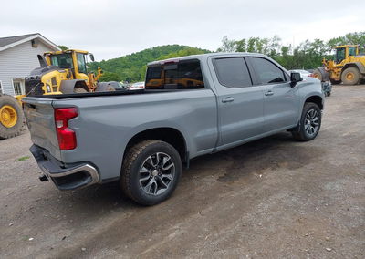 2024 Chevrolet Silverado 1500 4wd  Standard Bed Lt, Rear damage, Iaai lot 45192366, photo 4 of 18