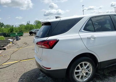 2022 Chevrolet Equinox Lt, Rear End damage, Copart lot 61752696, photo 15 of 16