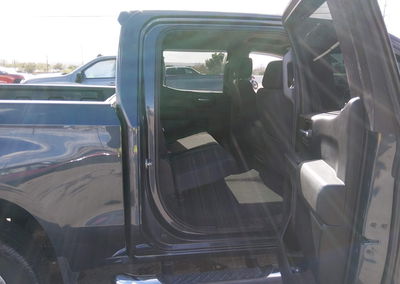 2021 Chevrolet Silverado 1500 4wd  Short Bed Lt, uszkodzenie: Przód, Iaai lot 45195975, zdjęcie 8 z 17
