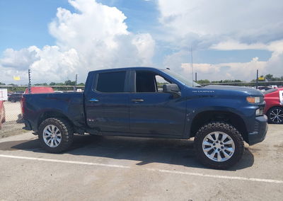2021 Chevrolet Silverado 1500 2wd  Short Bed Custom, daño Trasero derecho, Iaai lote 45522334, foto 13 de 16