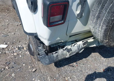 2020 Jeep Wrangler Unlimited Sahara 4x4, Rear damage, Iaai lot 42845972, photo 6 of 16