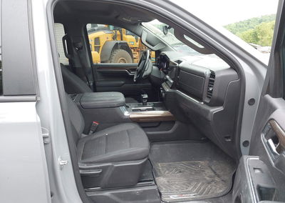 2024 Chevrolet Silverado 1500 4wd  Standard Bed Lt, Rear damage, Iaai lot 45192366, photo 5 of 18