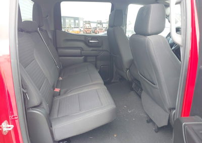 2022 Chevrolet Silverado 1500 4wd  Short Bed Custom, пошкодження: Задня частина, Iaai лот 45521563, фото 8 з 17