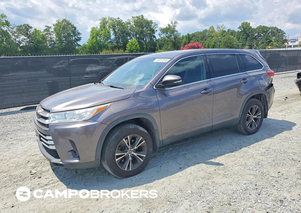 2019 Toyota Highlander Le, daño Trasero, Copart lote 59917516