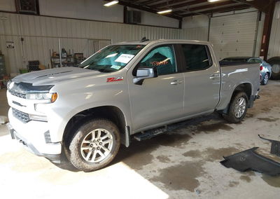 2021 Chevrolet Silverado 1500 4wd  Short Bed Rst, daño Frontal, Iaai lote 45396780, foto 2 de 16