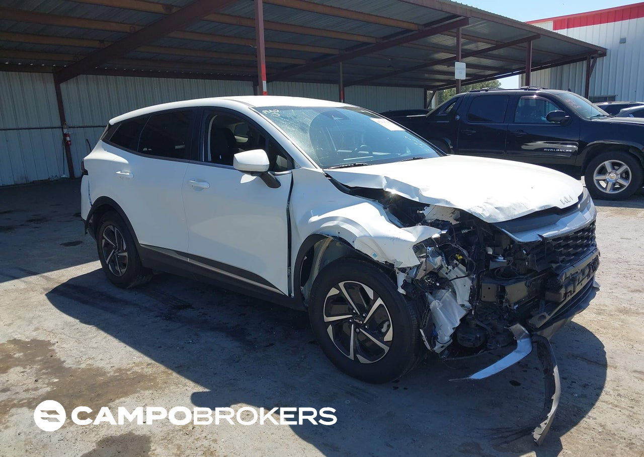 2023 Kia Sportage Hybrid Lx, Right Front damage, Iaai lot 45164700