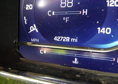 2025 Chevrolet Silverado 1500 4wd  Short Bed Lt Trail Boss, Roof damage, Iaai lot 45349250, photo 16 of 17