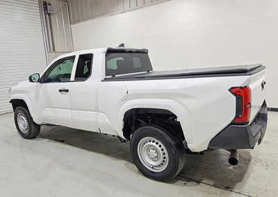 2024 Toyota Tacoma Sr, daño Mecánico, Copart lote 61398506, foto 2 de 13