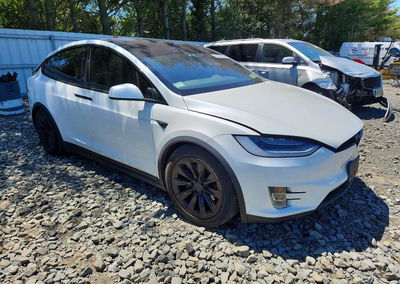 2020 Tesla Model X, uszkodzenie: Tył, Copart lot 57476036, zdjęcie 4 z 14
