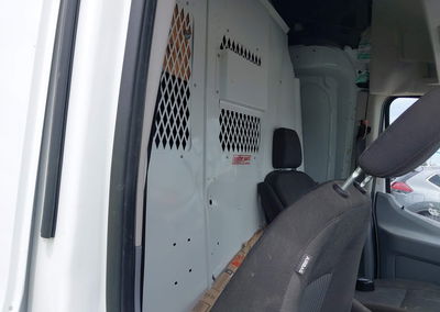 2019 Ford Transit-350, daño Biohazard, Iaai lote 45089311, foto 8 de 11