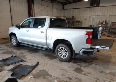2021 Chevrolet Silverado 1500 4wd  Short Bed Rst, daño Frontal, Iaai lote 45396780, foto 3 de 16