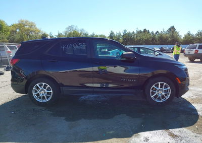 2022 Chevrolet Equinox Fwd Ls, Front End damage, Iaai lot 45095688, photo 13 of 16