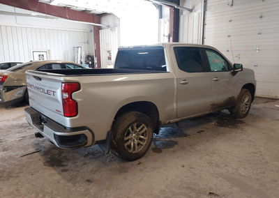 2021 Chevrolet Silverado 1500 4wd  Short Bed Rst, daño Frontal, Iaai lote 45396780, foto 4 de 16
