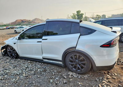 2022 Tesla Model X, daño Frontal, Copart lote 61428926, foto 2 de 14