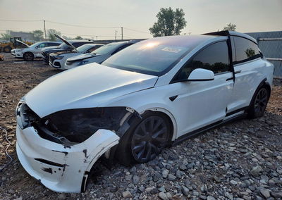 2022 Tesla Model X, daño Frontal, Copart lote 61428926