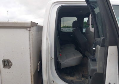 2019 Chevrolet Silverado 2500hd Wt, daño Trasero, Iaai lote 45142488, foto 8 de 17