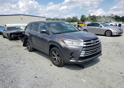 2019 Toyota Highlander Le, daño Trasero, Copart lote 59917516, foto 14 de 15
