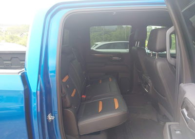 2022 Gmc Sierra 1500 4wd  Short Box At4, uszkodzenie: Tył, Iaai lot 45459748, zdjęcie 8 z 16