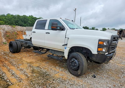 2020 Chevrolet Silverado Medium Duty, Front End damage, Copart lot 54526546, photo 4 of 14