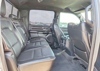 2021 Ram 1500 Laramie, daño Frontal, Copart lote 61560946, foto 10 de 12