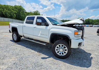 2019 Gmc Sierra K2500 Denali, daño Frontal, Copart lote 60319596, foto 4 de 12