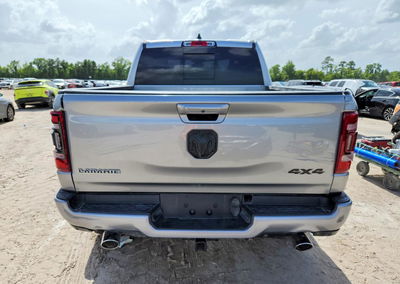 2021 Ram 1500 Laramie, daño Frontal, Copart lote 61560946, foto 6 de 12
