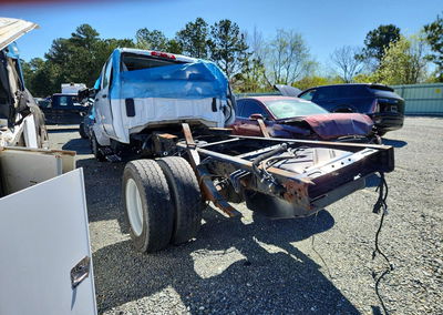 2020 Chevrolet Silverado Medium Duty, All Over damage, Copart lot 37321004, photo 2 of 13