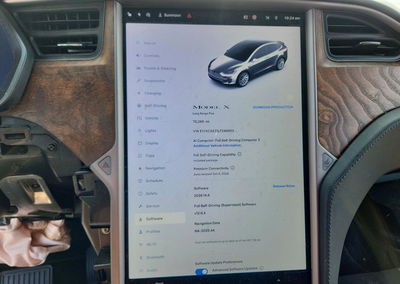 2020 Tesla Model X, daño Frontal, Copart lote 57692036, foto 9 de 15