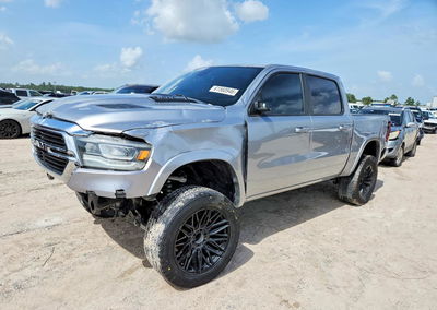 2021 Ram 1500 Laramie, daño Frontal, Copart lote 61560946, foto 1 de 12