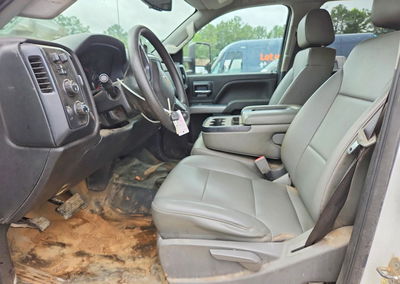 2020 Chevrolet Silverado Medium Duty, Front End damage, Copart lot 54526546, photo 7 of 14