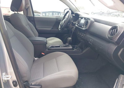 2022 Toyota Tacoma Sr, uszkodzenie: Prawy przód, Iaai lot 45274258, zdjęcie 5 z 16