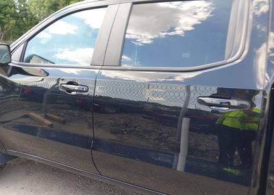 2021 Chevrolet Silverado 1500 4wd  Short Bed Lt Trail Boss, daño Suspensión, Iaai lote 45359567, foto 14 de 17