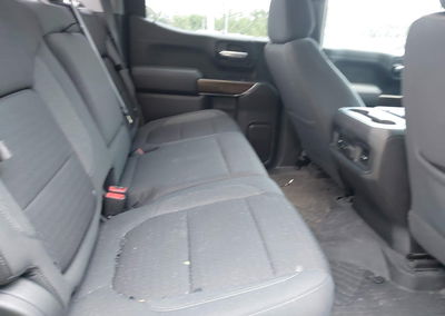 2021 Chevrolet Silverado 1500 4wd  Short Bed Lt Trail Boss, daño Suspensión, Iaai lote 45359567, foto 8 de 17