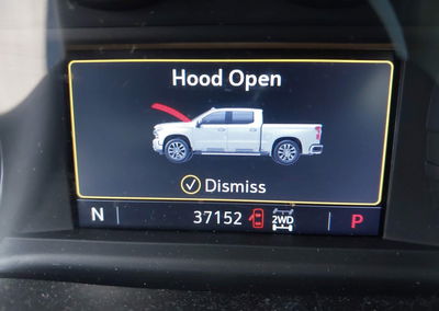 2021 Chevrolet Silverado 1500 4wd  Short Bed Lt Trail Boss, daño Suspensión, Iaai lote 45359567, foto 15 de 17