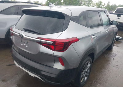 2021 Kia Seltos Lx, uszkodzenie: Przód, Iaai lot 45532351, zdjęcie 4 z 17