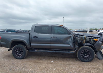 2022 Toyota Tacoma Limited, Front End damage, Iaai lot 45220315, photo 14 of 17
