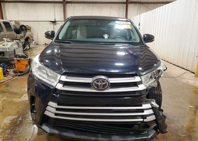 2019 Toyota Highlander Le, daño Frontal, Copart lote 58651086, foto 5 de 14