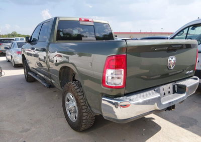 2022 Ram 2500 Tradesman  4x4 6'4 Box, daño Normal Wear & Tear, Iaai lote 45695975, foto 3 de 17