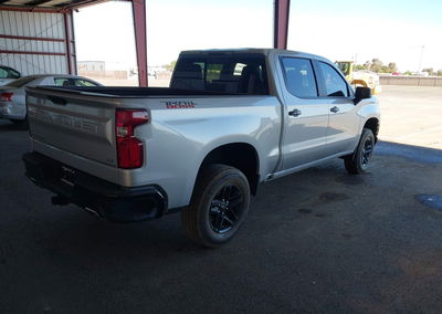 2021 Chevrolet Silverado 1500 4wd  Short Bed Lt Trail Boss, uszkodzenie: Theft, Iaai lot 45612740, zdjęcie 4 z 16