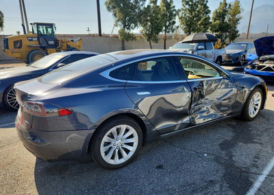 2019 Tesla Model S, daño Generalizado, Copart lote 53295366, foto 3 de 12