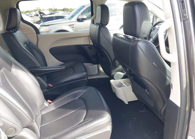 2023 Chrysler Pacifica Hybrid Touring L, пошкодження: Днище, Iaai лот 40645581, фото 8 з 21