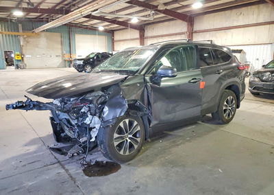 2021 Toyota Highlander Xle, пошкодження: Передня частина, Copart лот 53761816