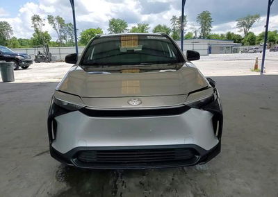 2024 Toyota Bz4x Xle, daño Frontal, Copart lote 61225966, foto 13 de 14